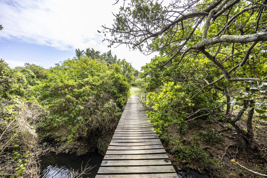 5 Bedroom Property for Sale in Gonubie Eastern Cape